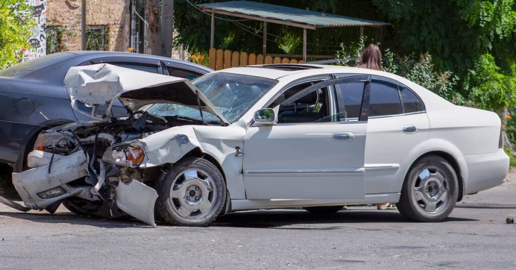 6 Common Forms of Negligent Driving That Leads to Car Accidents in Louisville