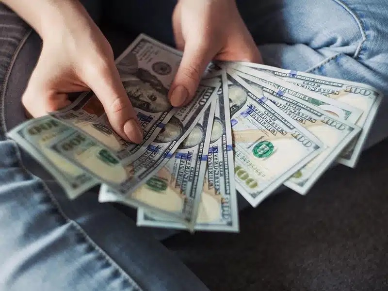 Borrowing Money Responsibly: When It Makes Sense and How to Do It